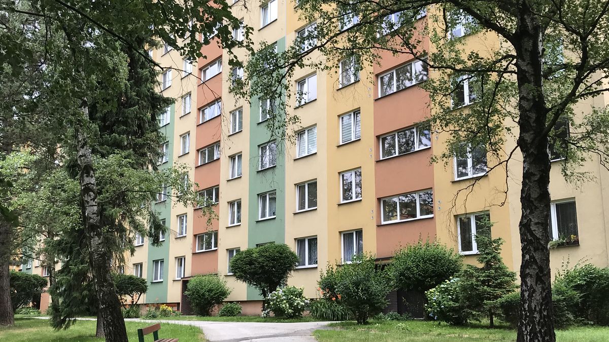 Na vlastní bydlení v Česku opět dosáhne víc lidí. Ale na oslavy to není